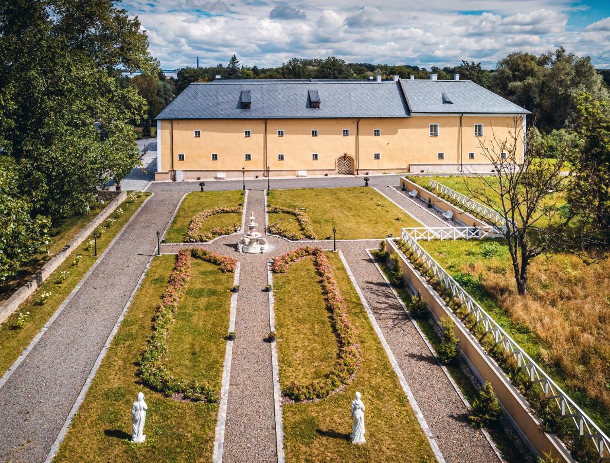 Chateau Rychvald Hotel ภายนอก รูปภาพ